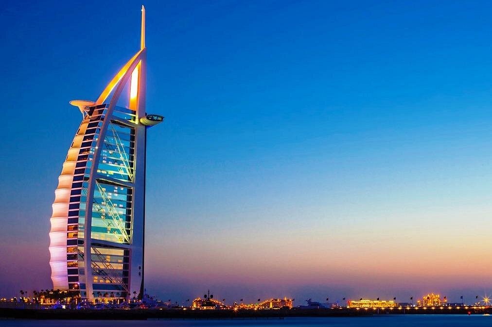 sail-like silhouette of the Burj Al-Arab Jumeirah has become a symbol of Dubai's opulence and affluence