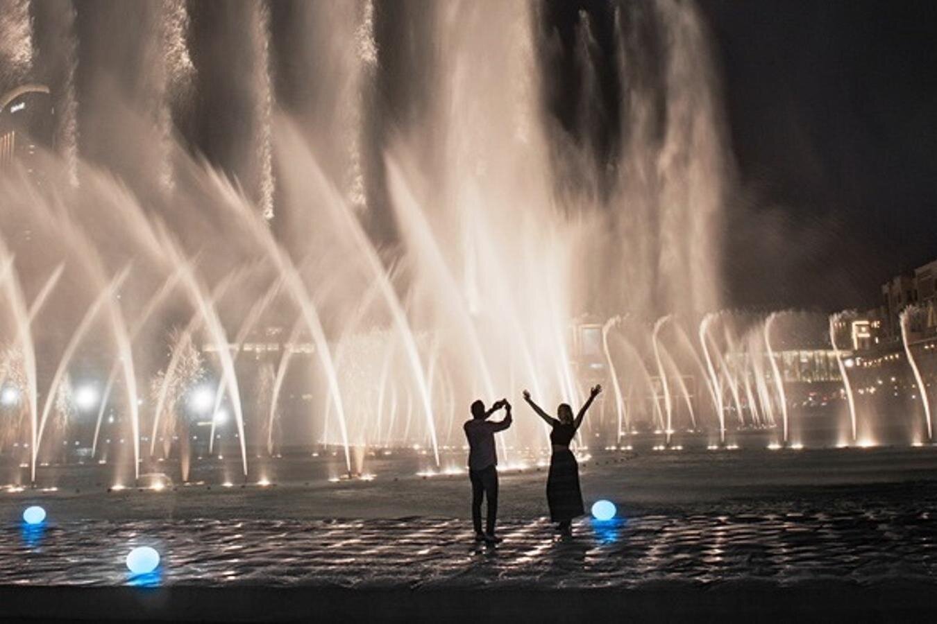 Dubai Fountain Boardwalk