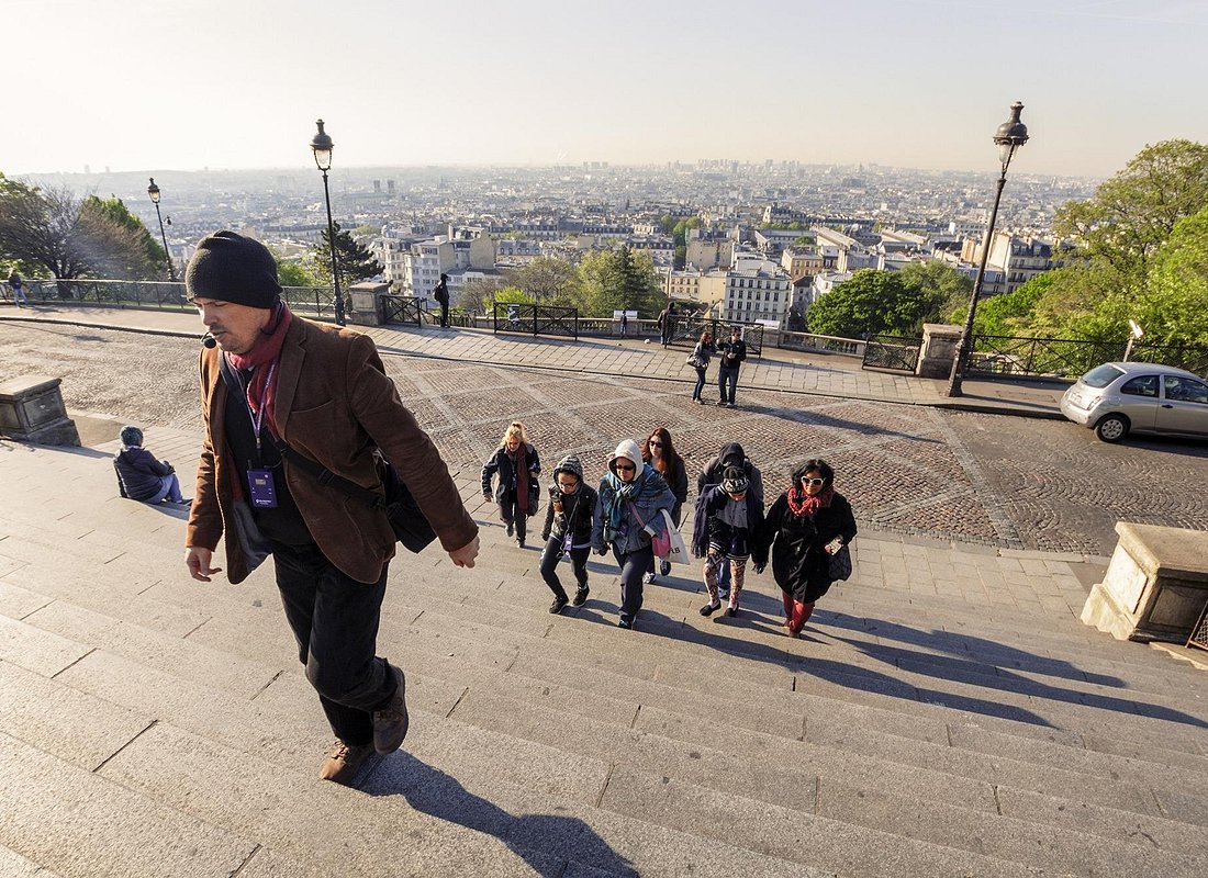 Best Tours in París caption