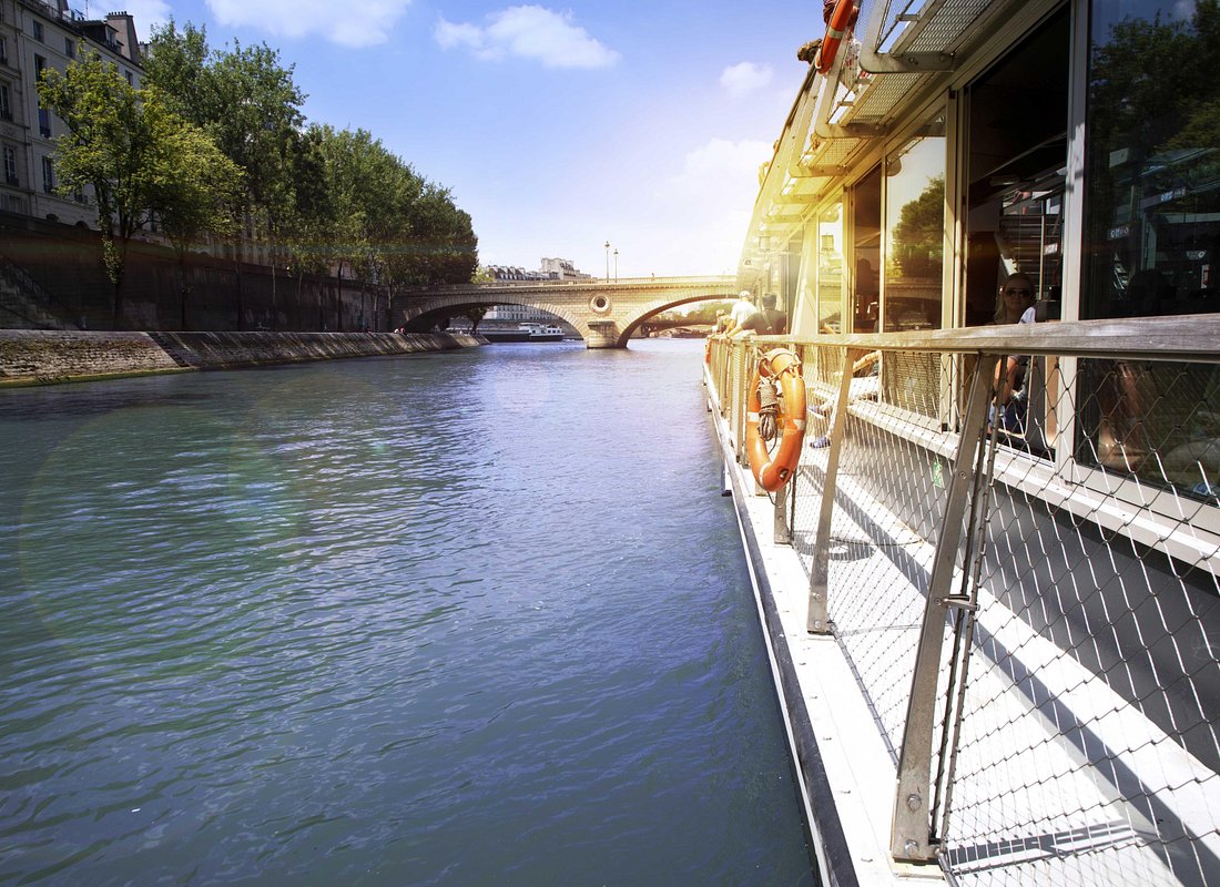 Best Tours in París caption