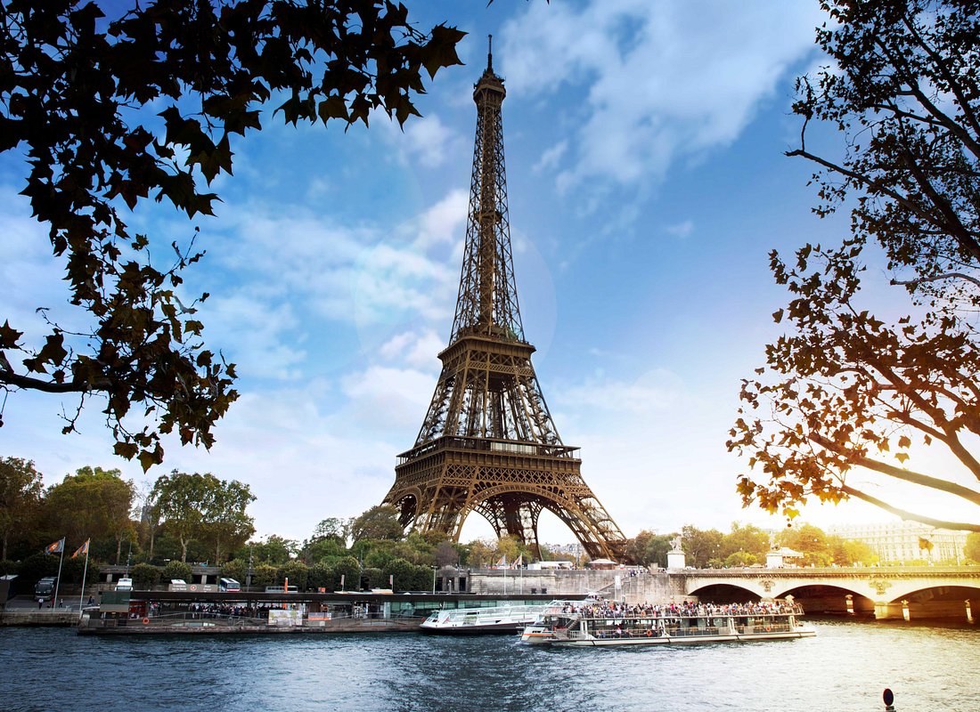 Best Tours in París caption