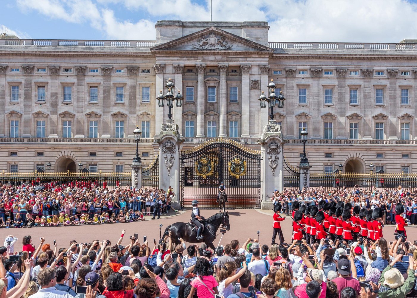 Buckingham Palace Tours and Tickets