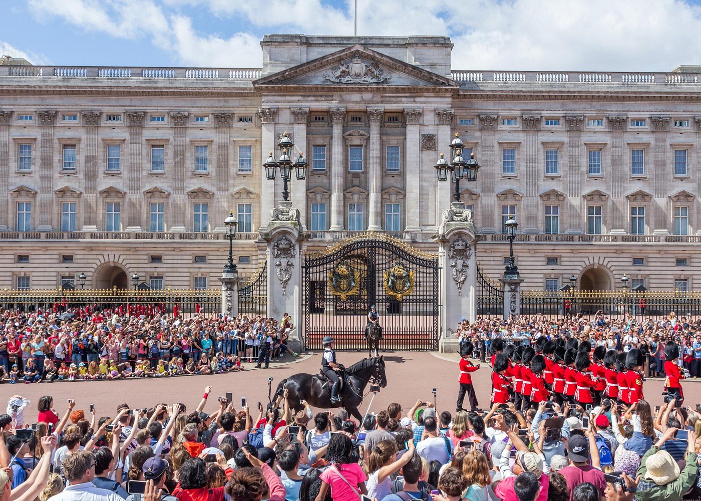 Buckingham Palace Tours and Tickets