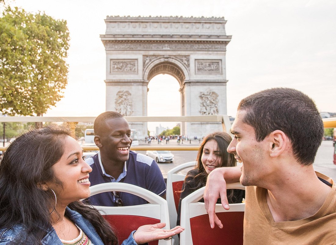 Best Tours in París caption