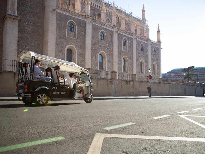 https://media-cdn.tripadvisor.com/media/attractions-splice-spp-720x480/0b/2b/5c/95.jpg