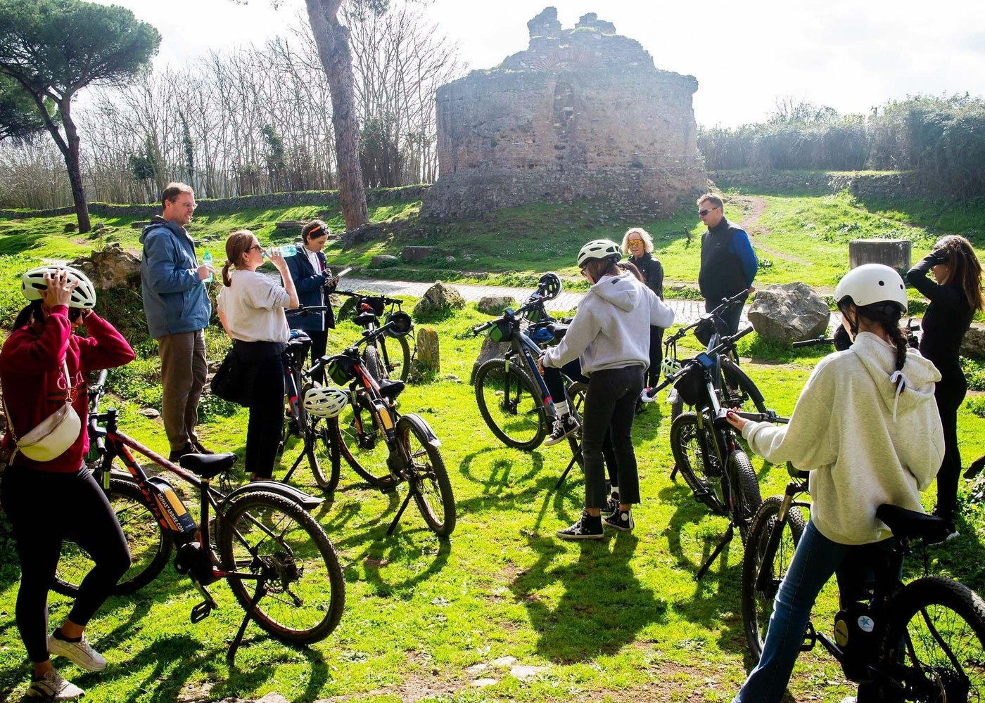 Appian Aqueducts eBike Tour (Catacombs & Brunch Option)

