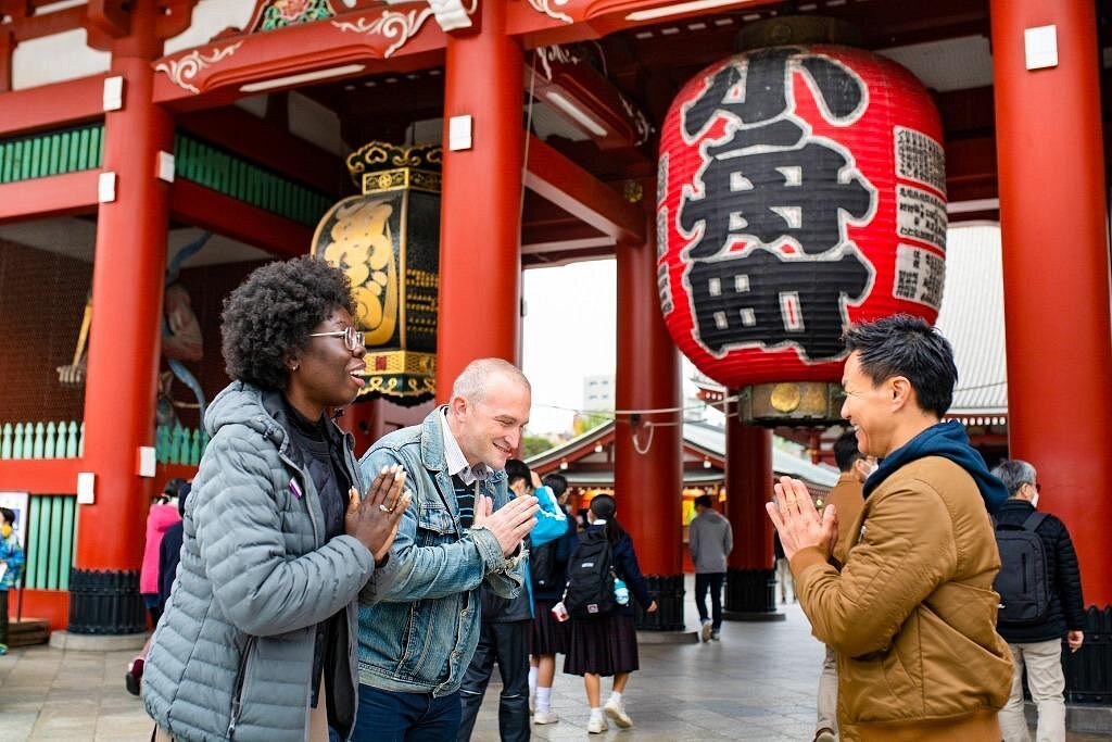 Mejores Tours en Tokio caption