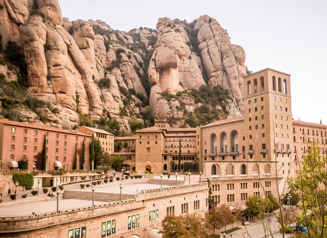Mejores Tours en Barcelona caption