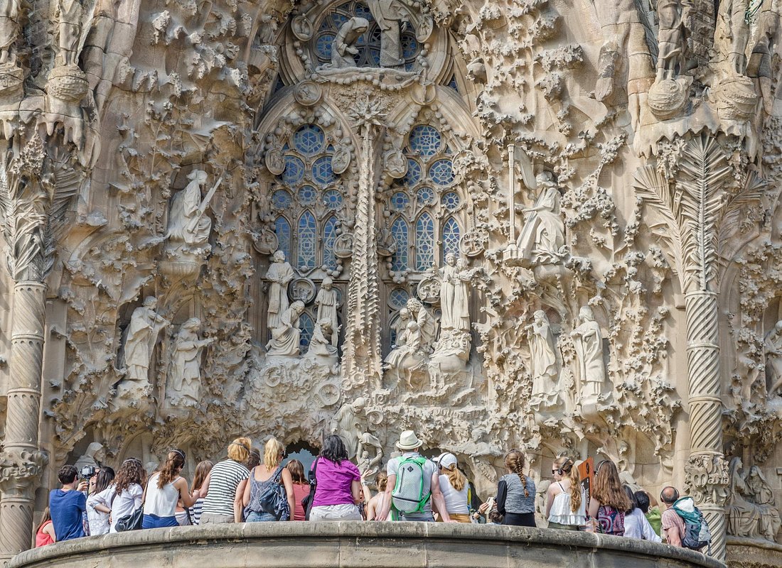 Mejores Tours en Barcelona caption