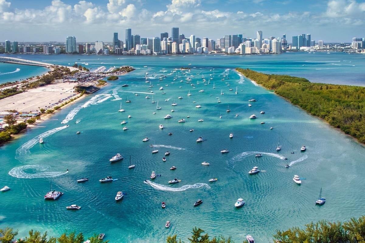 Miami Tours – Beach Vibes, Art Deco & Urban Adventures Top-Rated Miami Tours & Experiences