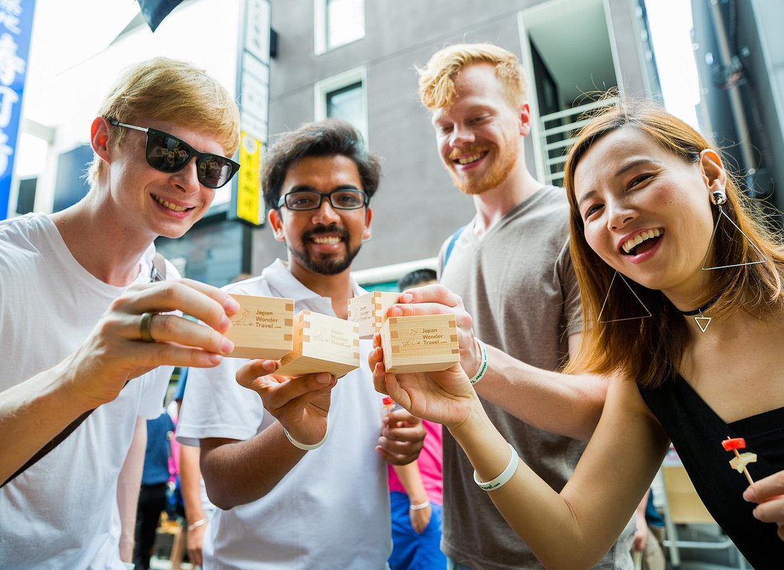 Mejores Tours en Tokio caption