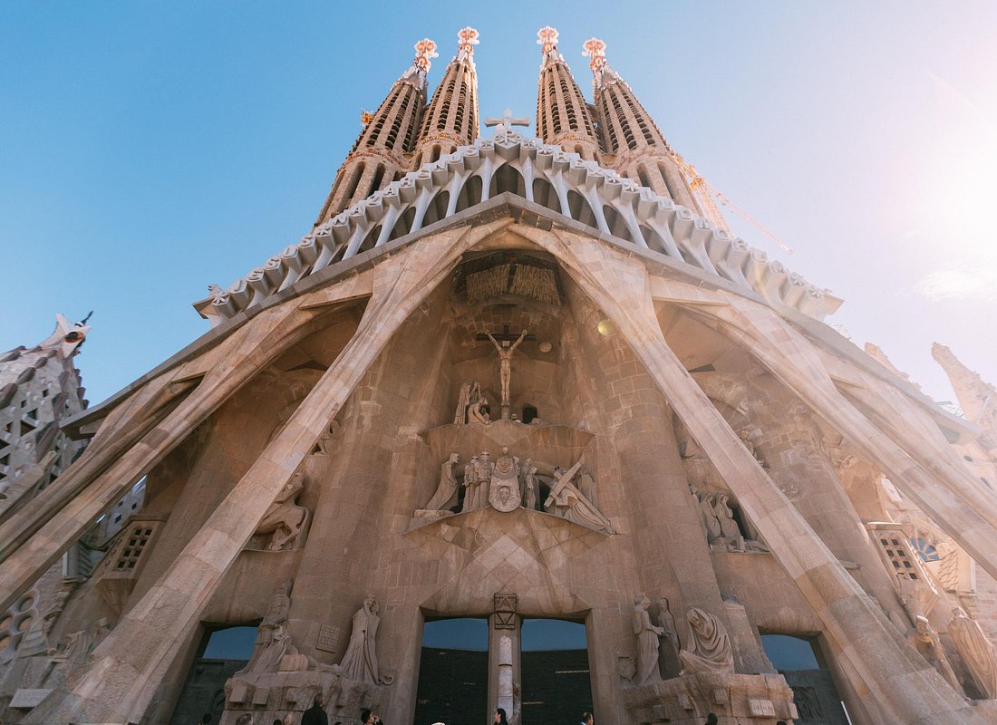 Mejores Tours en Barcelona caption