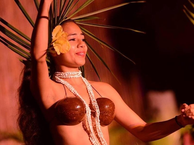 Emocionante danza polinesia