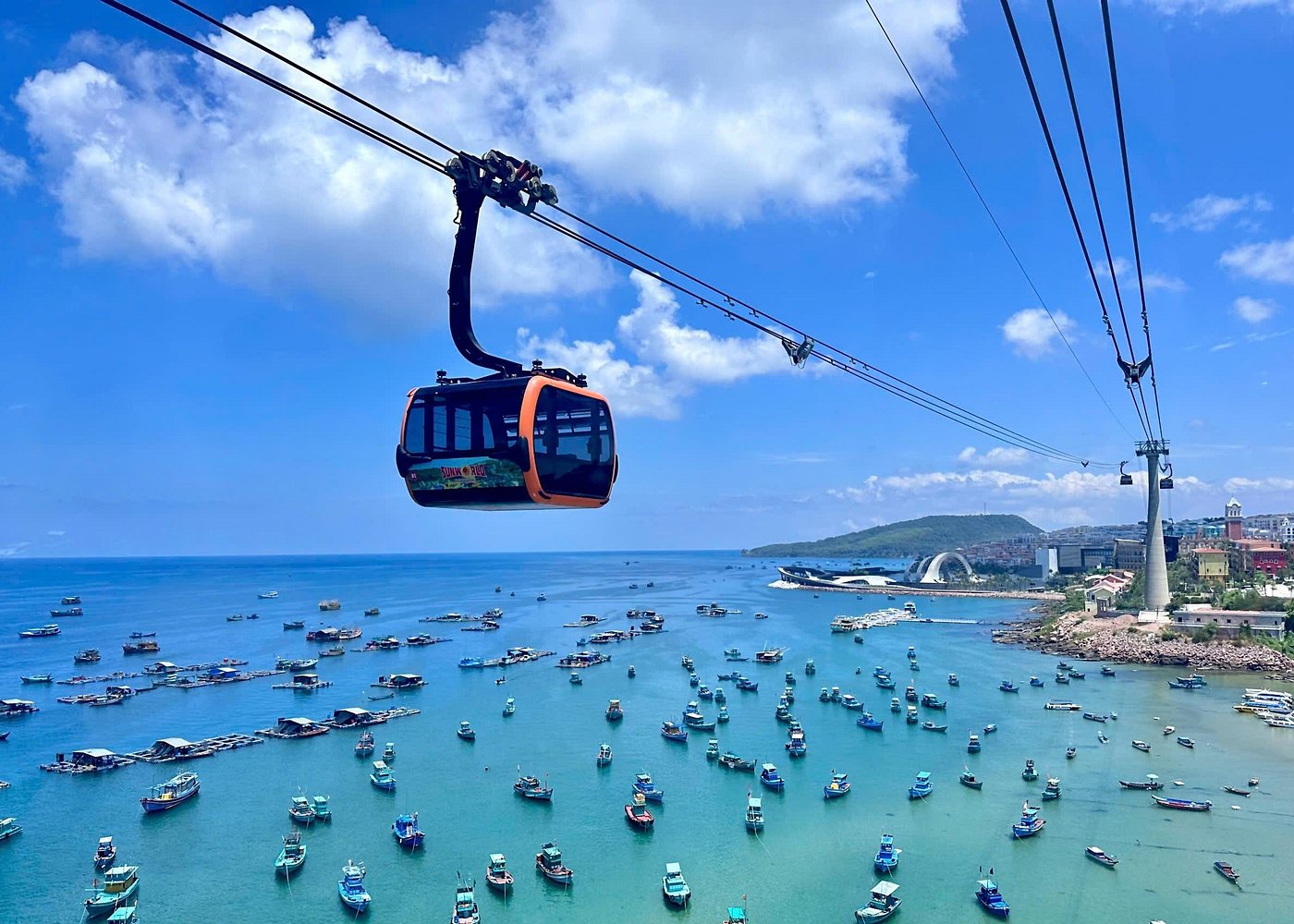 Phu Quoc Island – Ideal for snorkeling, diving, and beach resorts.