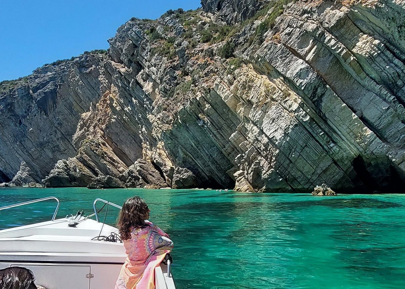 Serenity Uncovered: Peaceful Retreats & Tranquil Journeys 7 Portugal’s Alentejo Coast: Undiscovered beaches perfect for solitude.