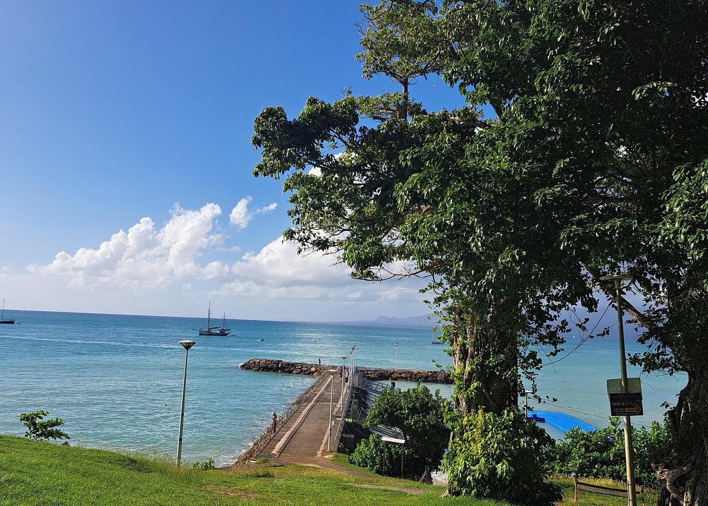 Guadeloupe Travel Guide 4 caption