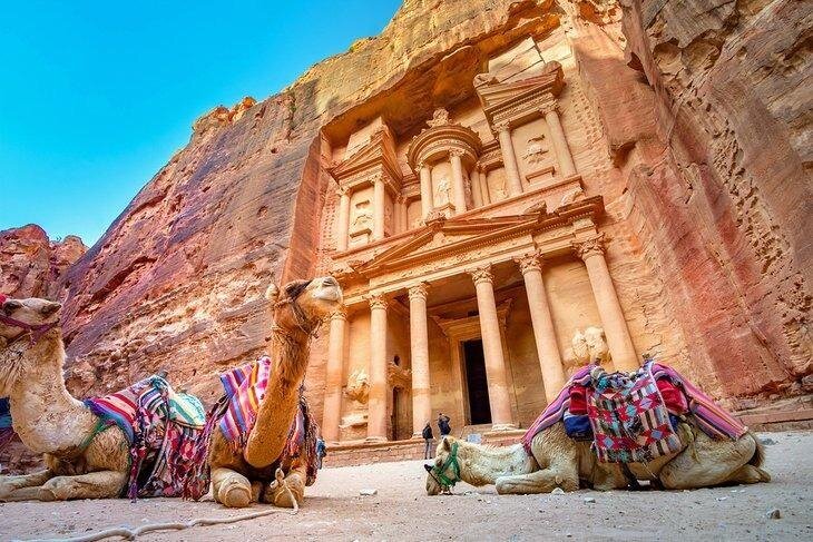 Crafting Unforgettable Memories with Jordan's Private Tour Specialists - Professional Guidance and Expertise