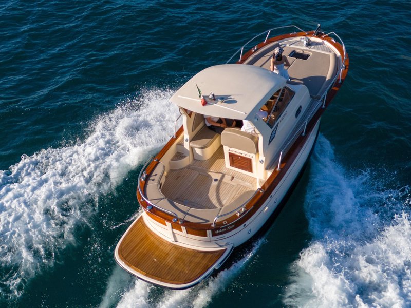 Sparviero Maresca
28 Fts - max 5 pax