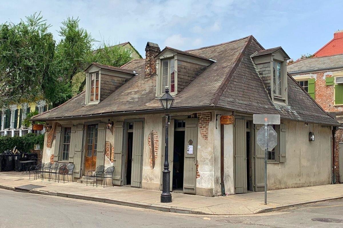Lafitte's Blacksmith Shop Bar
