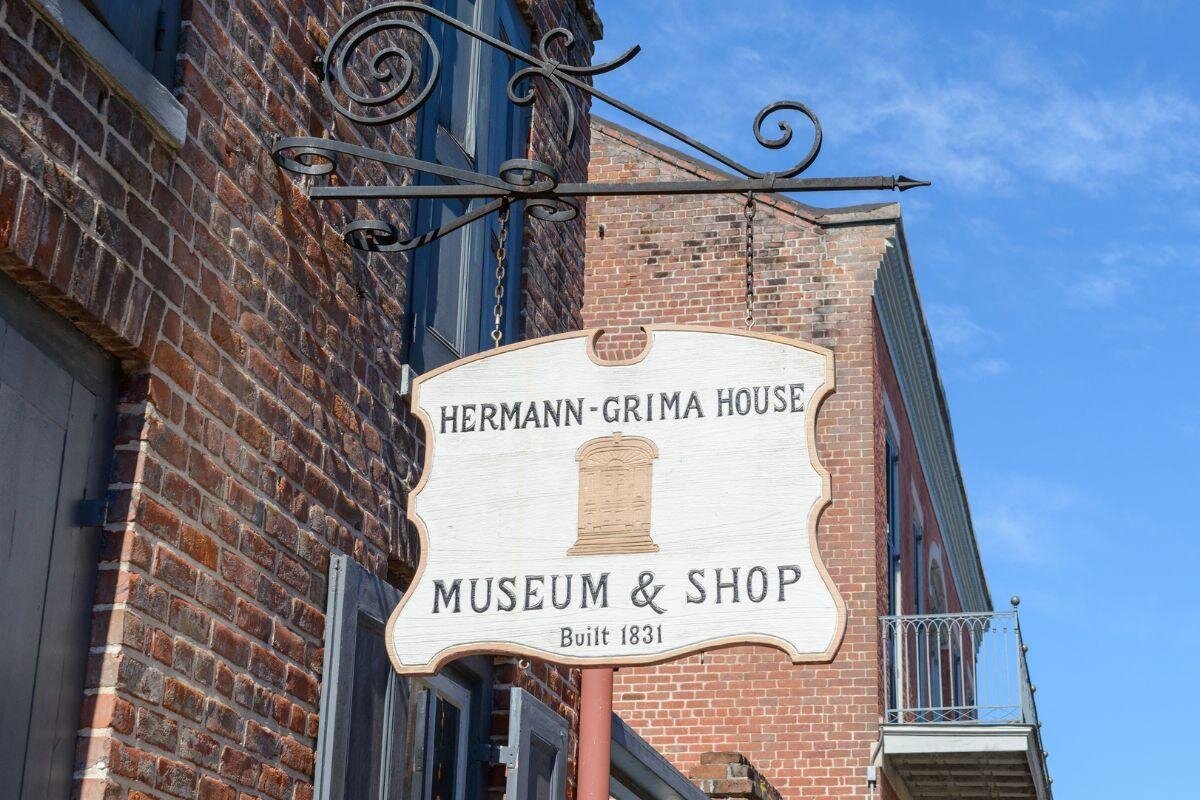 Hermann-Grima House – New Orleans Attractions from Viator.com