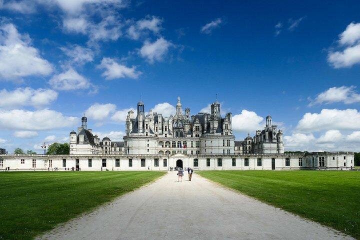 Best Tours in París caption
