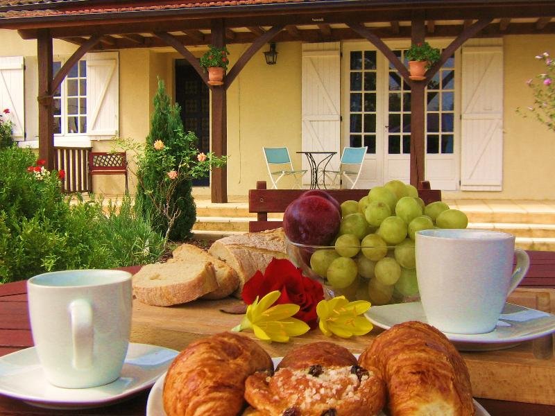 Breakfast on the decking..