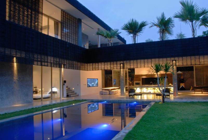 Modern 4BD Villa UPDATED 2024: 4 Bedroom Rental Home in Seminyak with Cable television and Grill - Tripadvisor