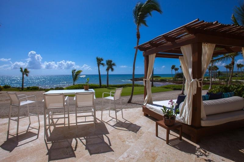 Outstanding 180 ocean view overlooking the Caribbean Sea
