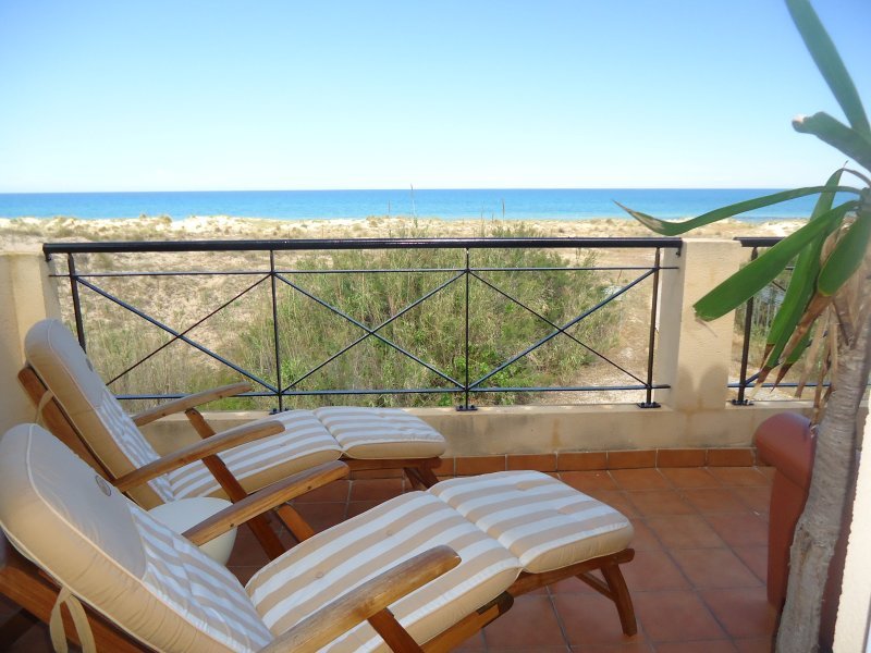 large terrace with different views very nice rooms and very nice.