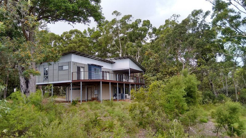 Nestled in Nauture adjacent the National Park
