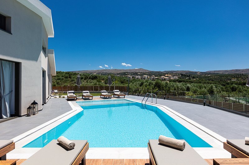 The amazing TreeTop Villa with a sensory driven design private pool.