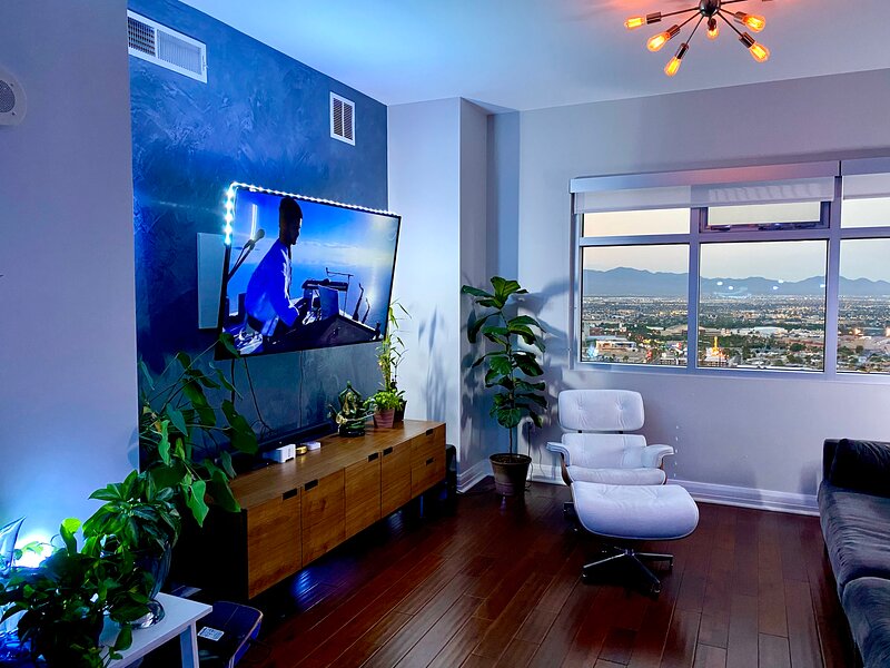 Tripadvisor Penthouse Sonos Philips Hue Immersive Lighting UPDATED 2025 North Las Vegas Vacation Rental