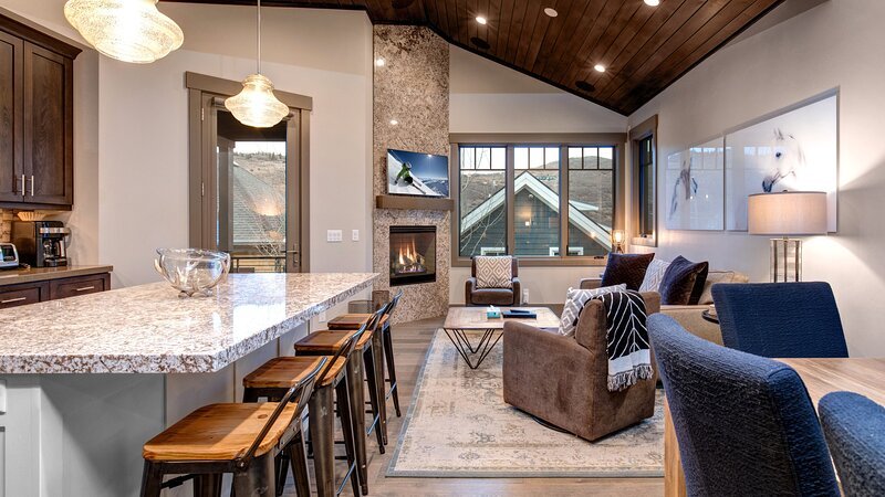 Stayed at La Tania with 3 Adult couples during Sundance. Very comfortable, clean, modern