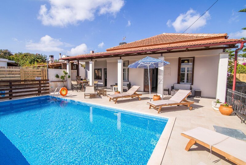 Beautiful Villa with Private Pool and Terrace