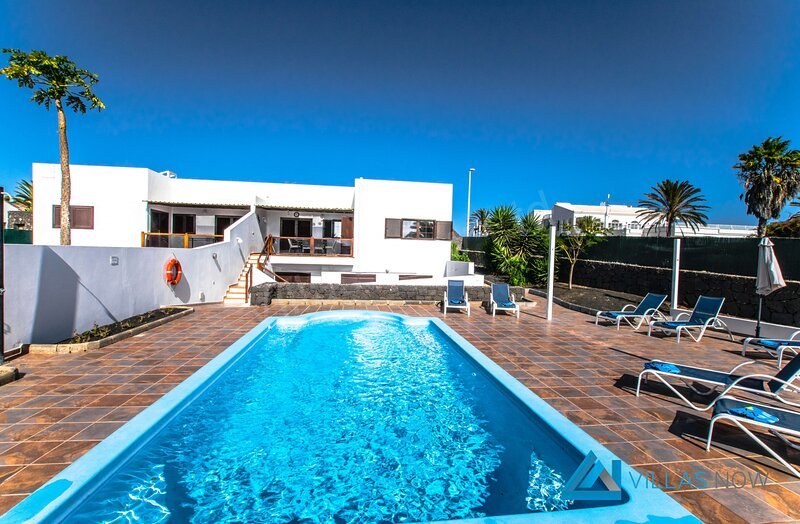 SWIMMING_POOL
