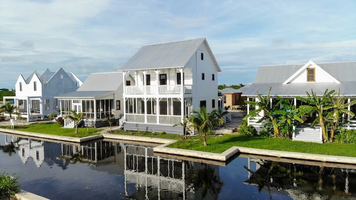 Brand new 2000sq ft Home in Mahogany Bay Village