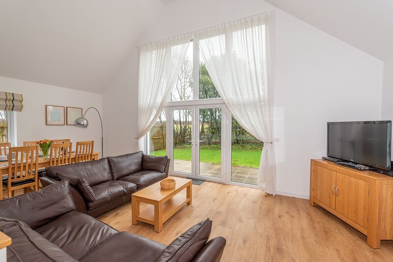 11 Tarka Living 2