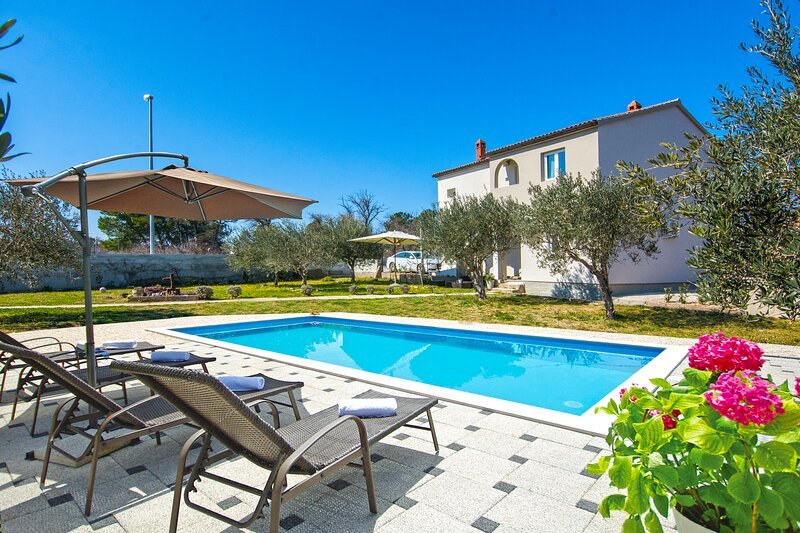 Villa with private,heated pool