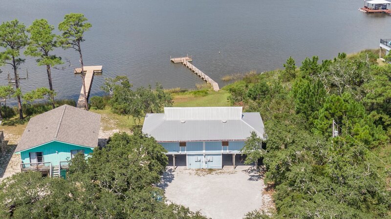 Welcome to Sail House - West!