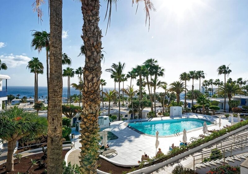 SWIMMING_POOL