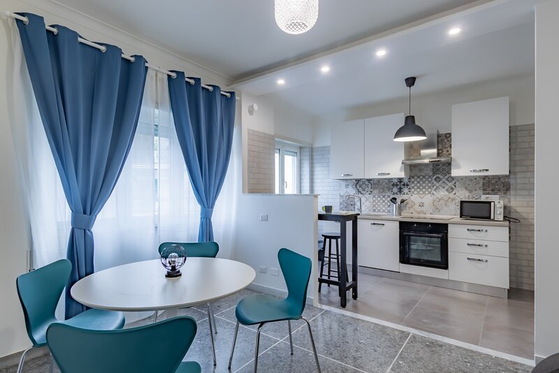 Soggiorno con cucina annessa