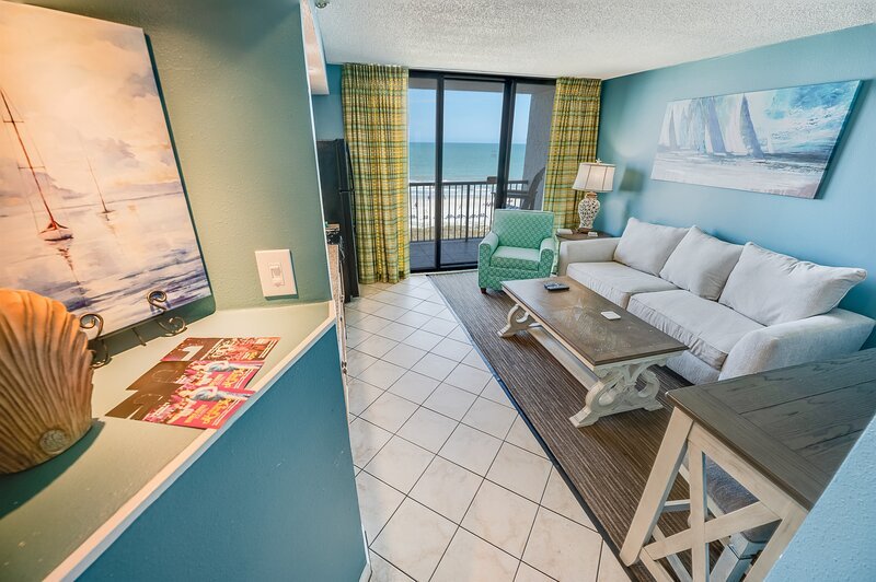 Direct Oceanfront, Beautifully Decorated