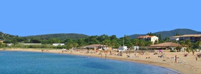Cogolin Beach - 5/6 mins. walk from apartment